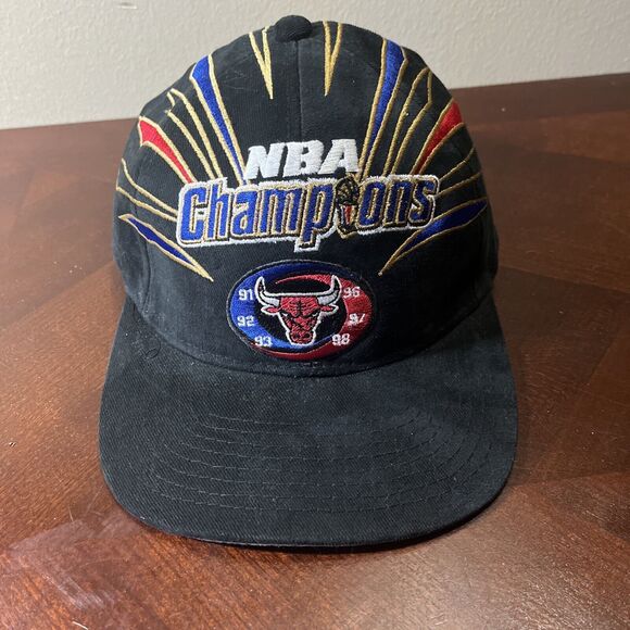 Vintage 1998 Chicago Bulls 6 Time NBA Champion Starter Adjustable Black Hat - Picture 1 of 7